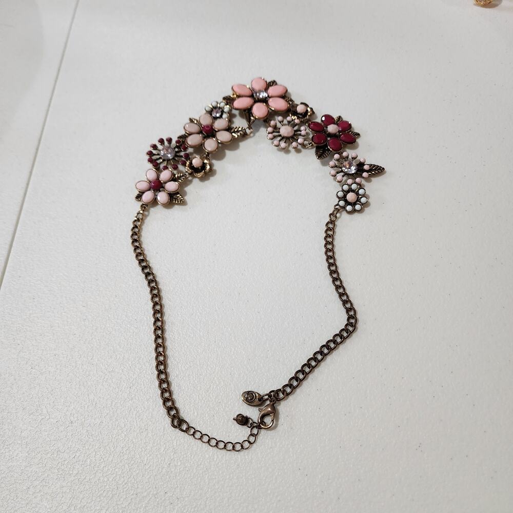 Charming Charlie Vintage Floral Enamel Statement Bib Necklace - Picture 6 of 9